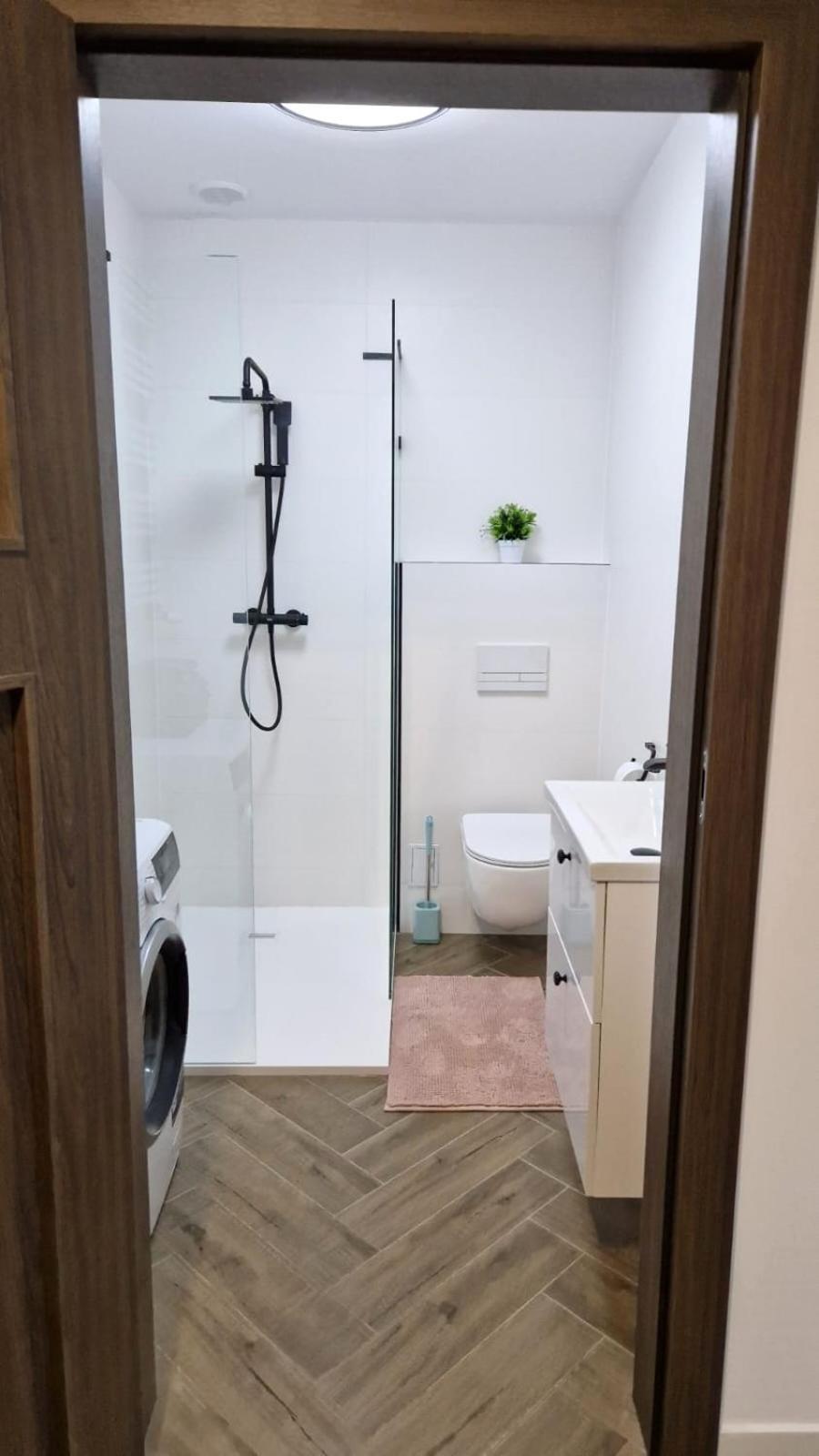 Apartment Jaracza 28 Nr 19 *